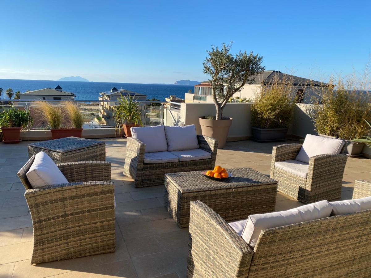 Penthouse Le Isole Apartman Marsala Kültér fotó